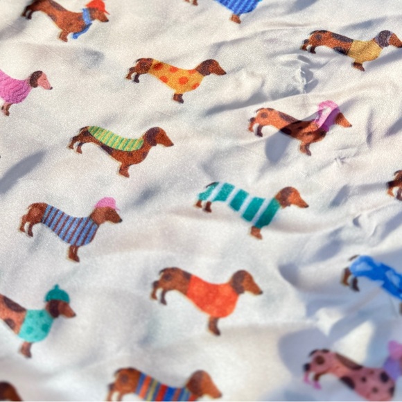 Dachshund Print Silk Feel Twilly Scarf 🐾 - Handbag NOT Included - Picture 5 of 8